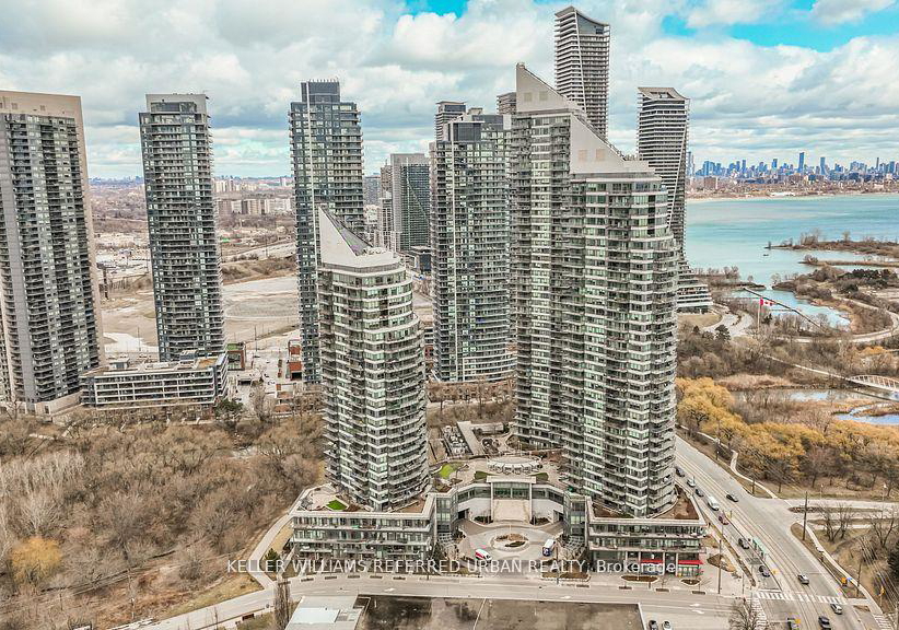 15-legion-road-toronto-etobicoke-ontario-w13490728