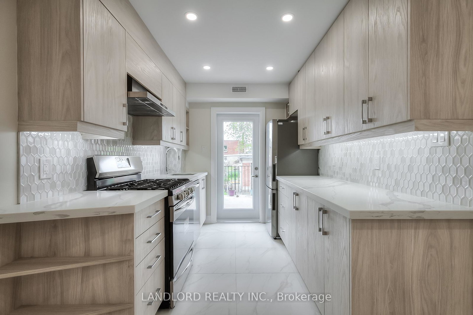 36-yore-road-toronto-north-york-ontario-w13490916