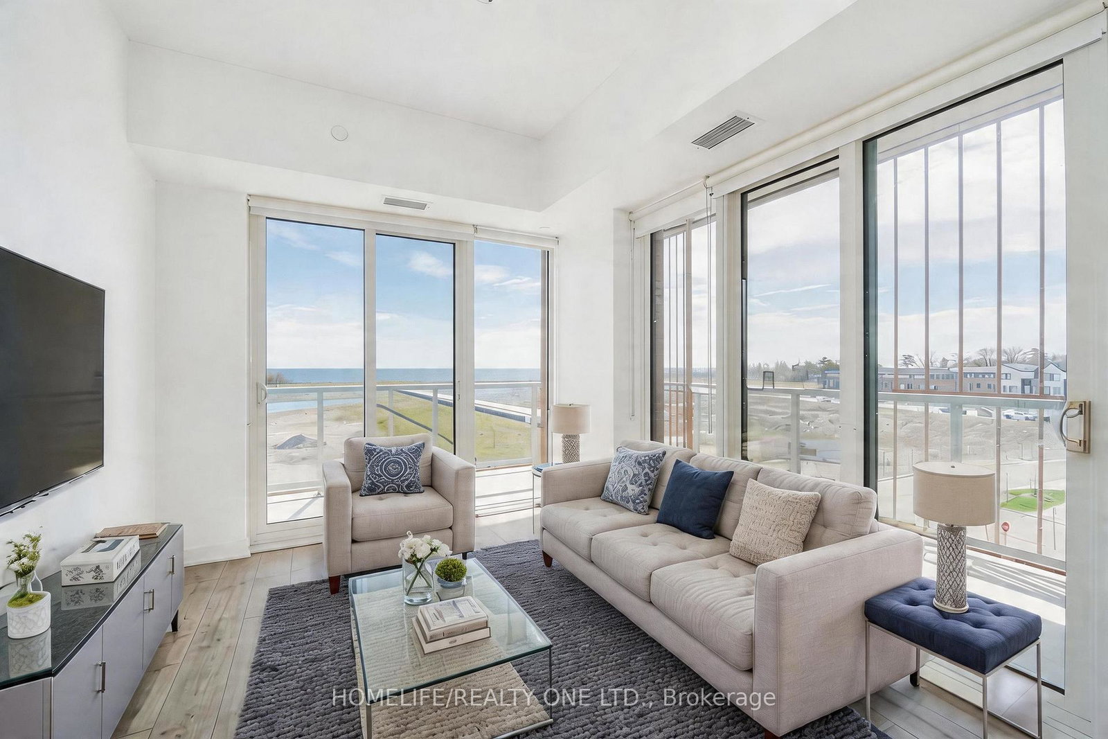 220-missinnihe-way-mississauga-ontario-w13491000