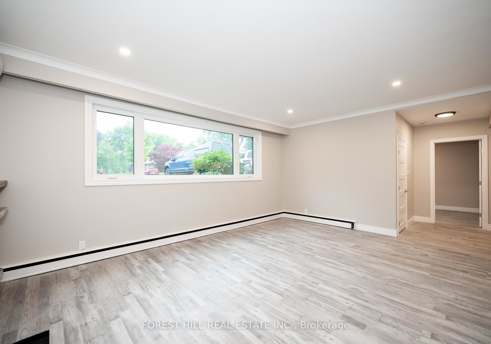 135-ashbrook-court-milton-ontario-w13491044