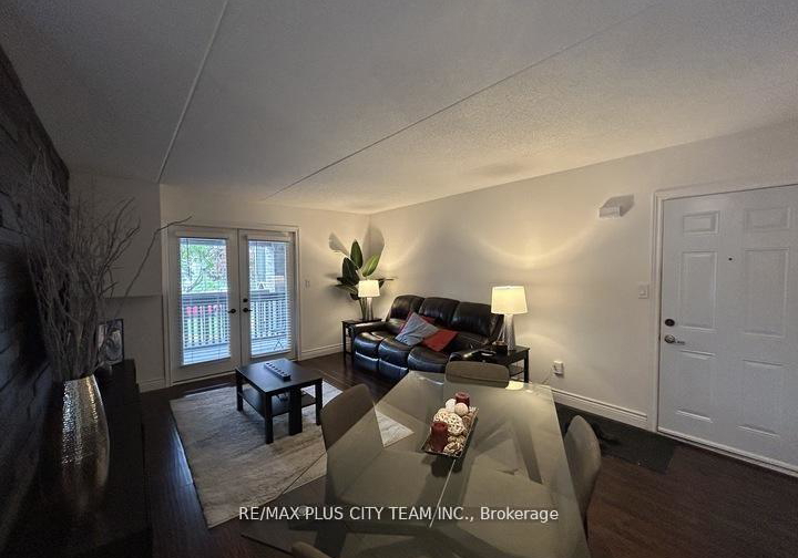 2030-cleaver-avenue-burlington-ontario-w13491088