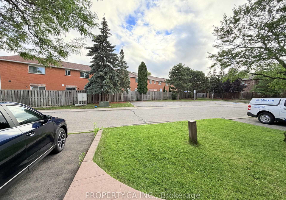 100-brickyard-way-brampton-ontario-w13491128