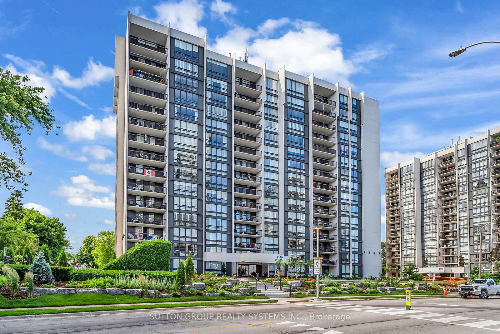 2185-marine-drive-oakville-ontario-w13491224