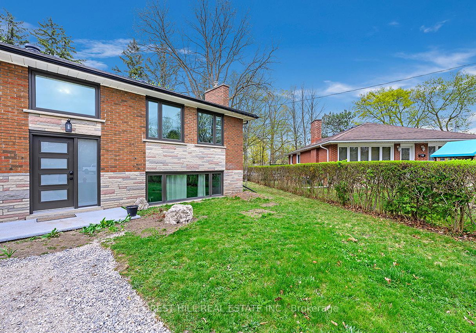 135-ashbrook-court-milton-ontario-w13491232