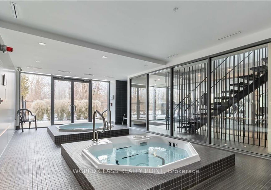 5220-dundas-street-w-burlington-ontario-w13491326