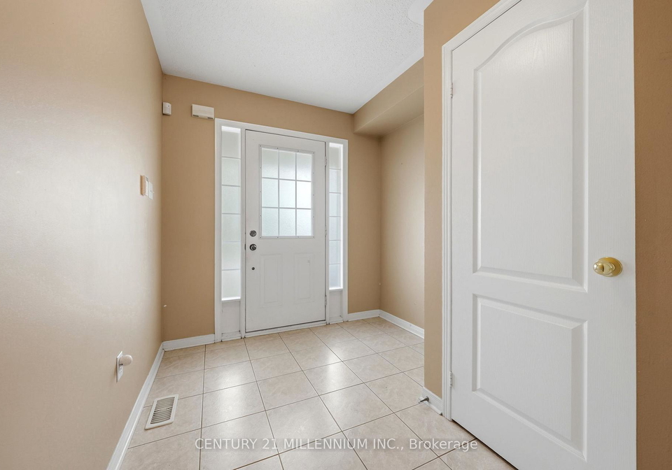 6399-spinnaker-circle-mississauga-ontario-w13491346