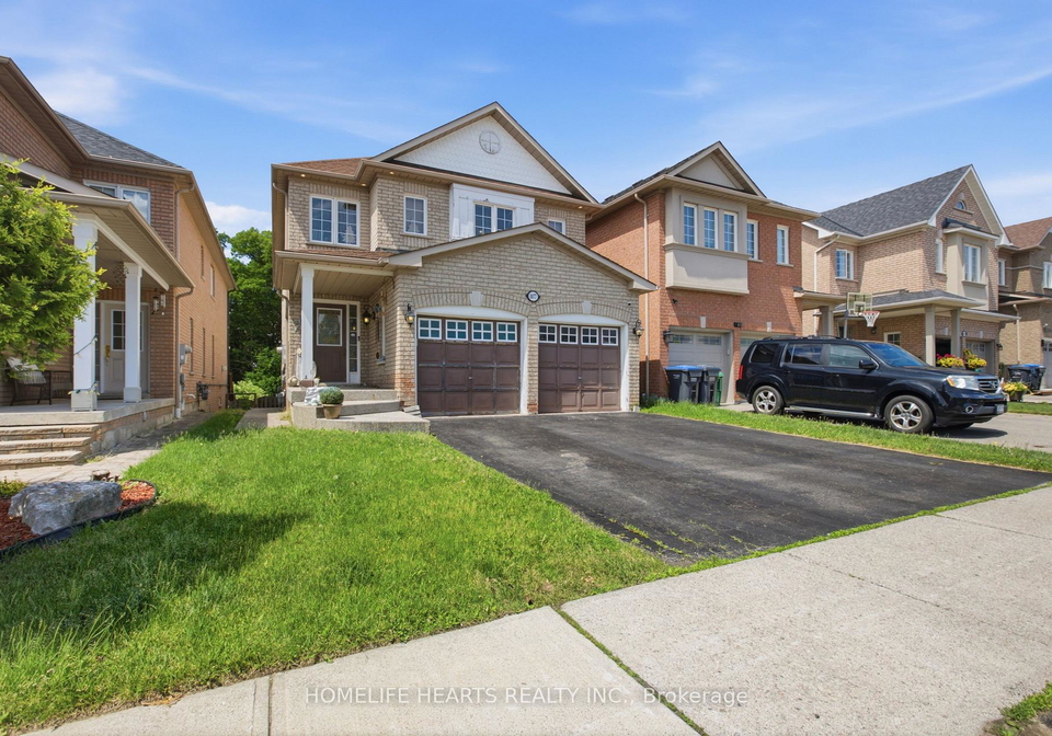 1077-knotty-pine-grove-mississauga-ontario-w13491692