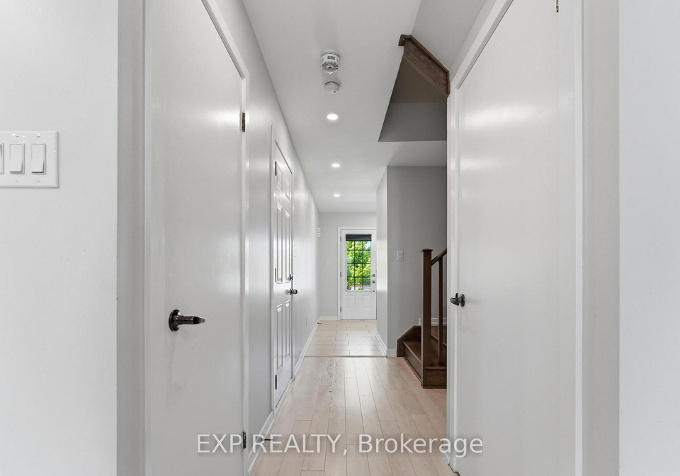 182-golden-springs-drive-brampton-ontario-w13491942