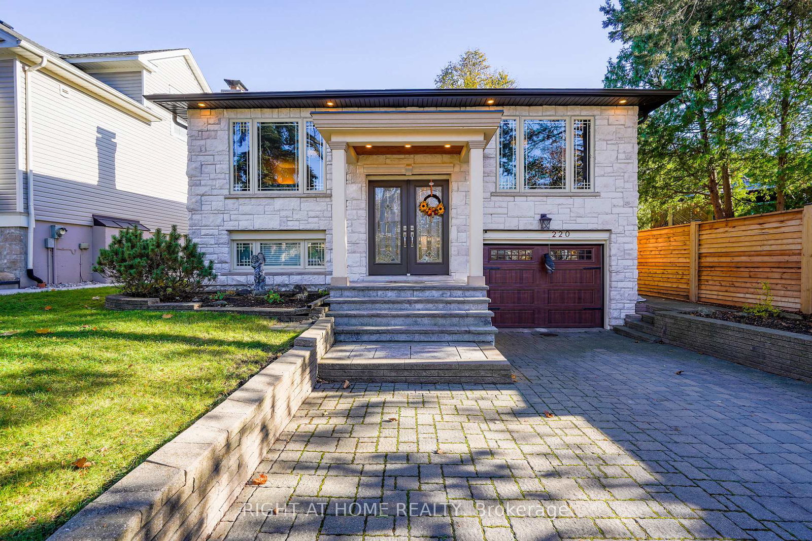 220-overton-place-oakville-ontario-w13491954