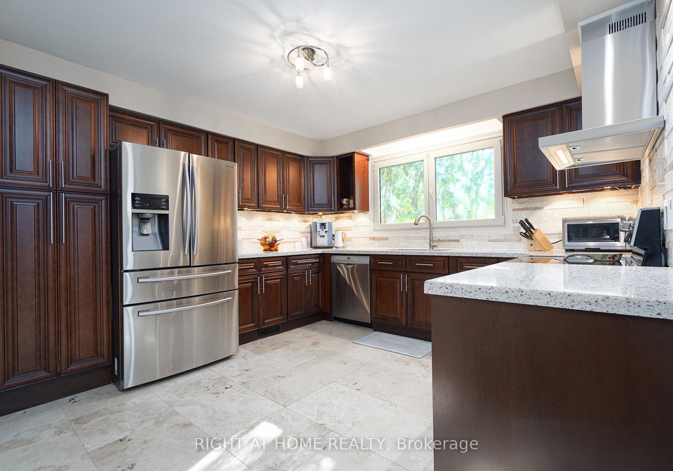220-overton-place-oakville-ontario-w13491954