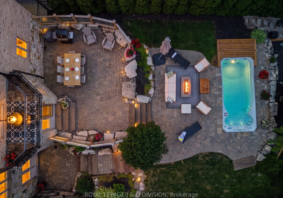 17-agar-crescent-toronto-etobicoke-ontario-w13492000