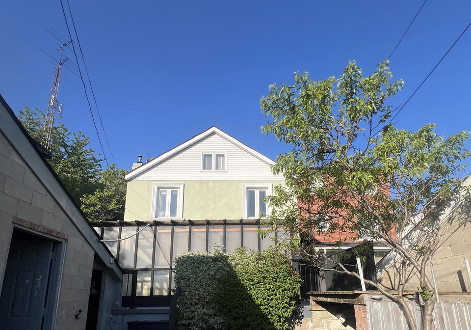 358-silverthorn-avenue-toronto-toronto-ontario-w13492056