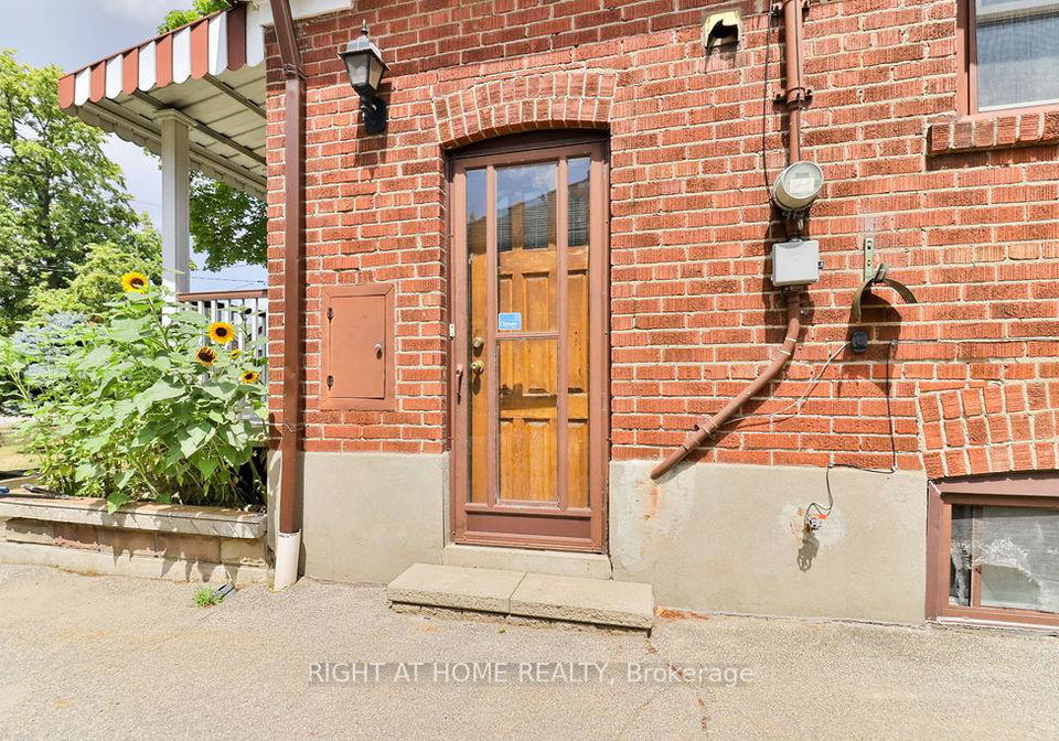 43-bertram-street-toronto-north-york-ontario-w13492118
