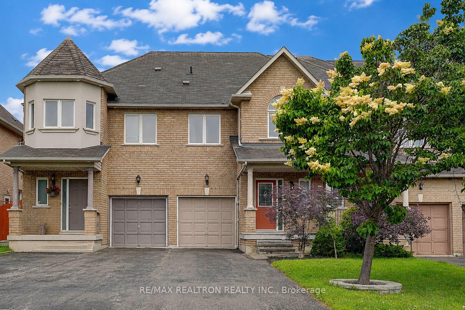 617-lumberton-crescent-mississauga-ontario-w13492160