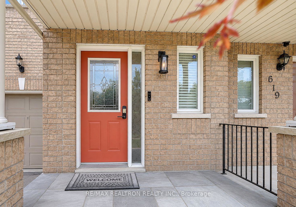 617-lumberton-crescent-mississauga-ontario-w13492160