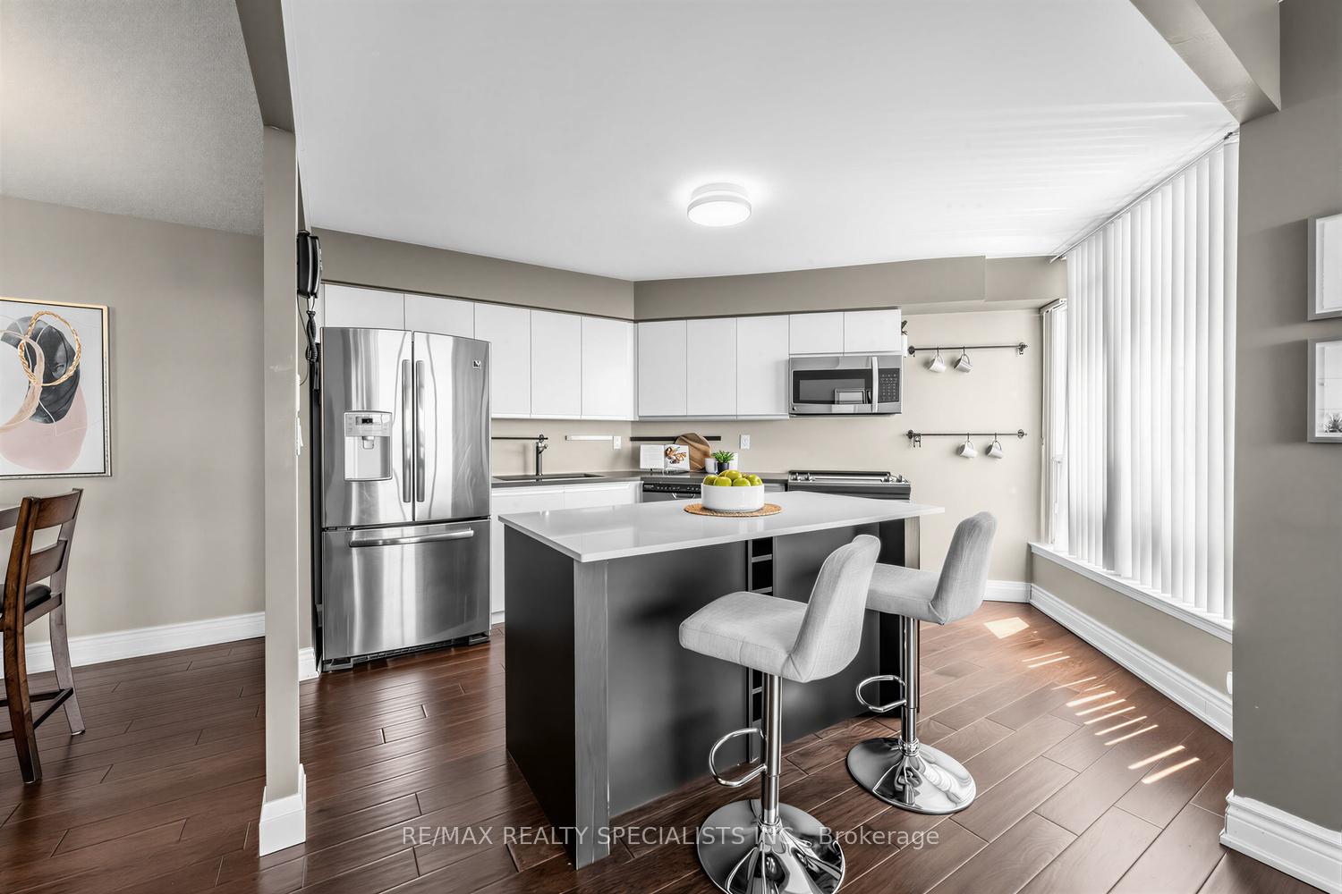 10-laurelcrest-street-brampton-ontario-w13492178