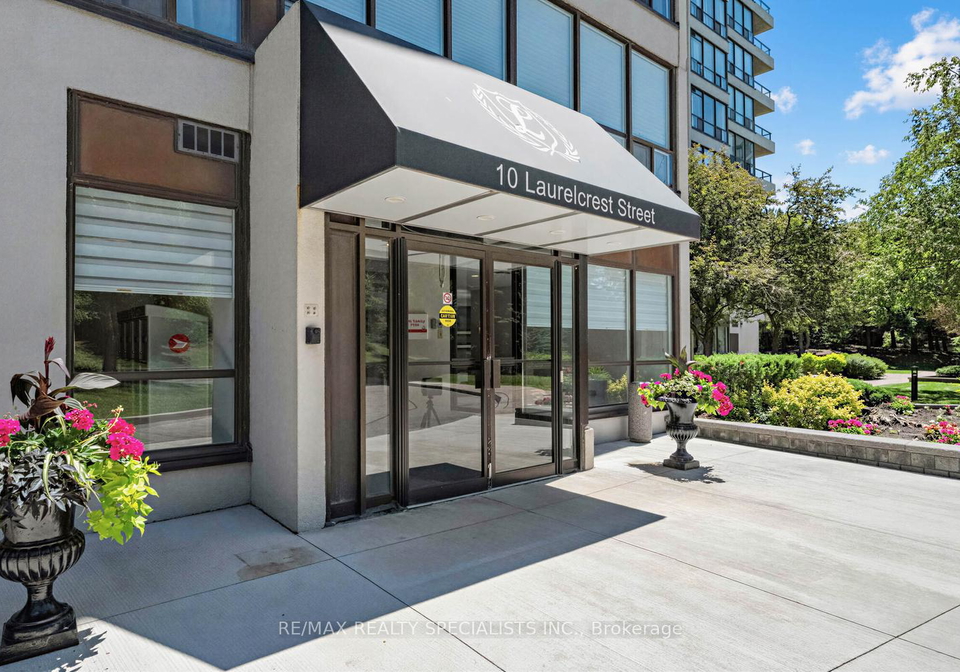 10-laurelcrest-street-brampton-ontario-w13492178