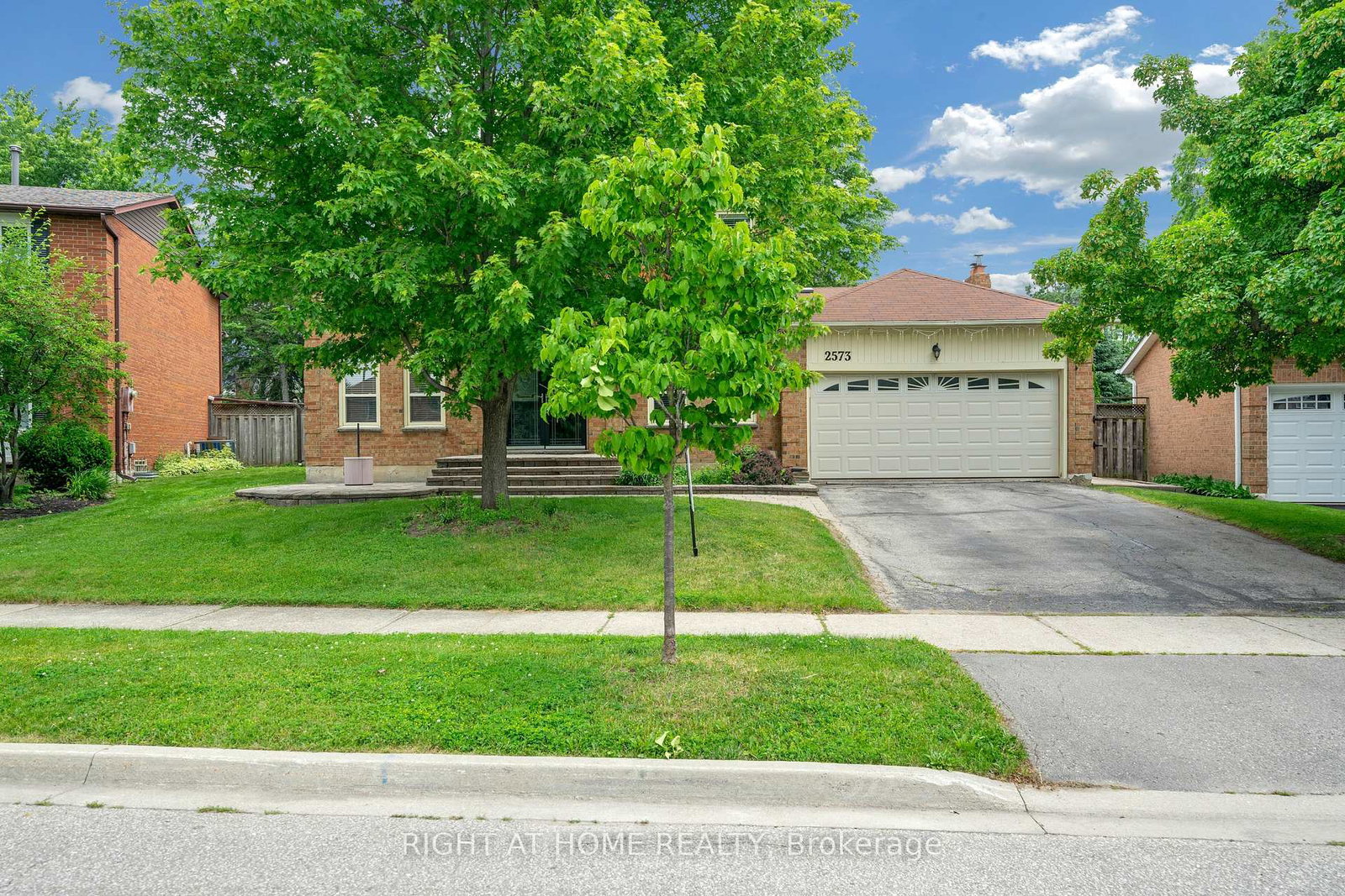 2573-oshkin-court-mississauga-ontario-w13492240