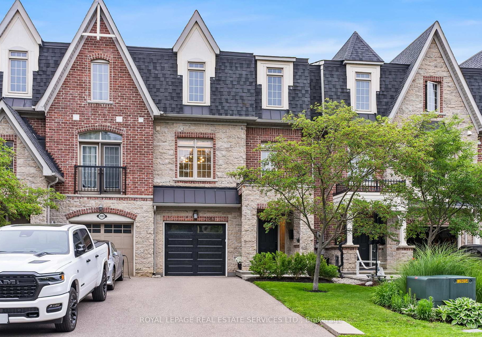 2083-grange-drive-mississauga-ontario-w13492386