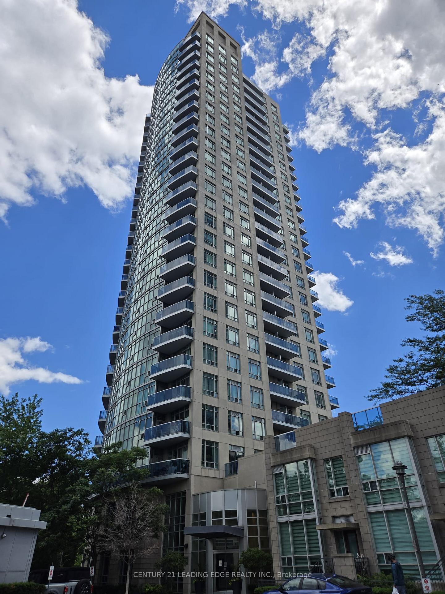 90-absolute-avenue-mississauga-ontario-w13492504