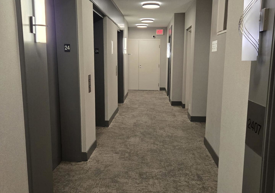 90-absolute-avenue-mississauga-ontario-w13492504