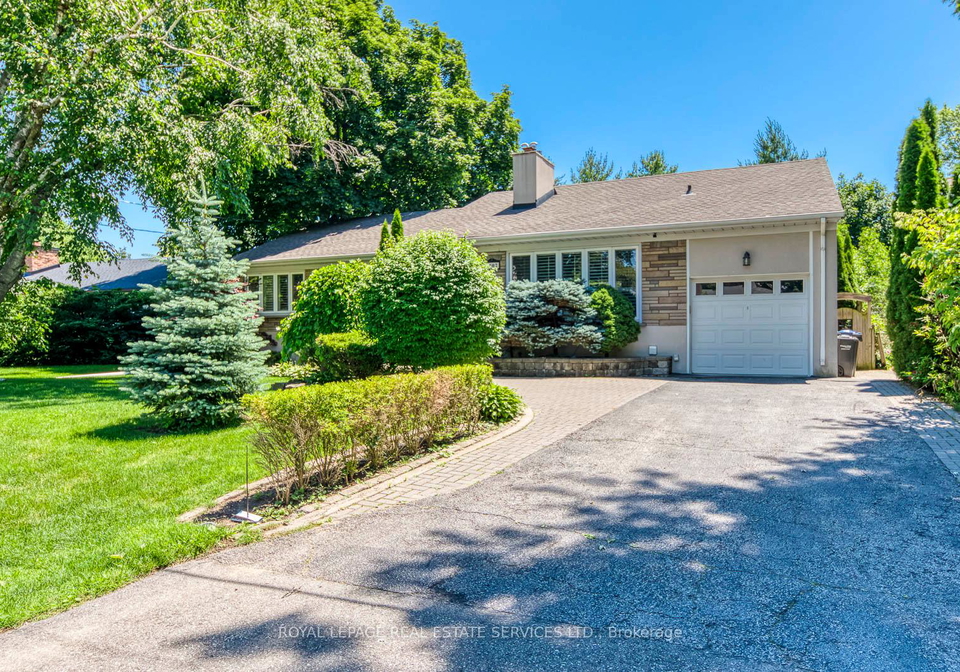 1602-lincolnshire-boulevard-mississauga-ontario-w13492916