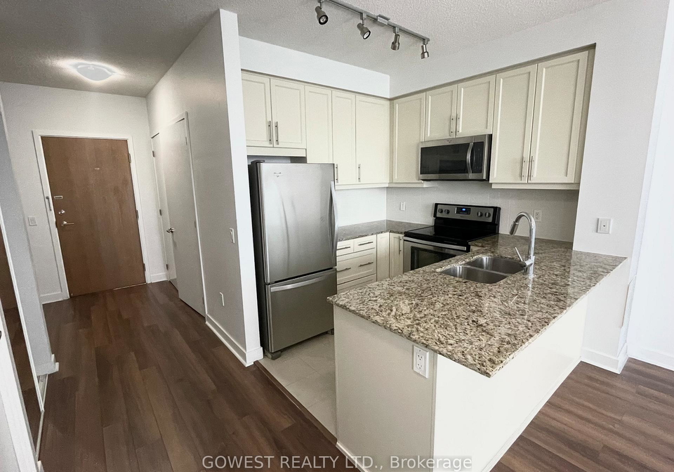3975-grand-park-drive-mississauga-ontario-w13492972