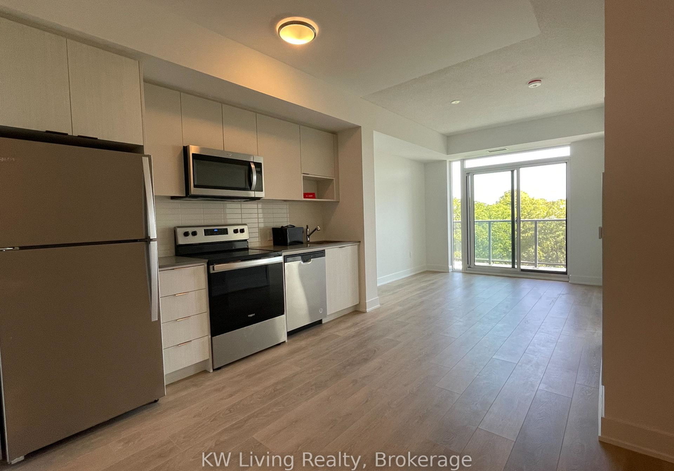 202-burnhamthorpe-road-e-mississauga-ontario-w13492986