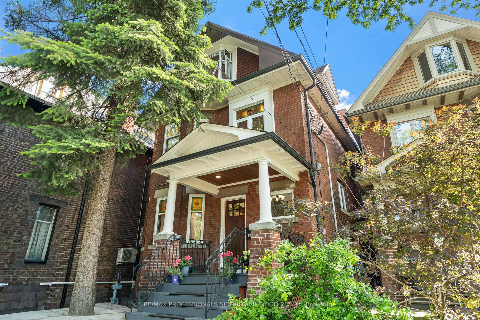 13-evelyn-crescent-toronto-toronto-ontario-w13492998