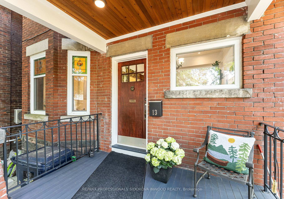 13-evelyn-crescent-toronto-toronto-ontario-w13492998