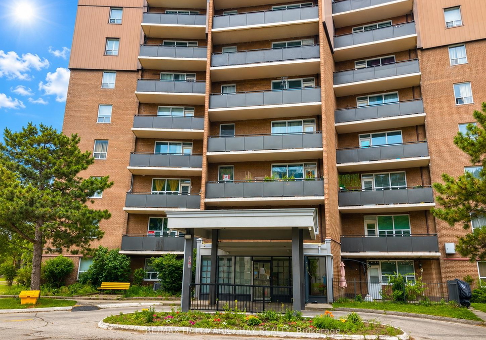 3065-queen-frederica-drive-mississauga-ontario-w13493052