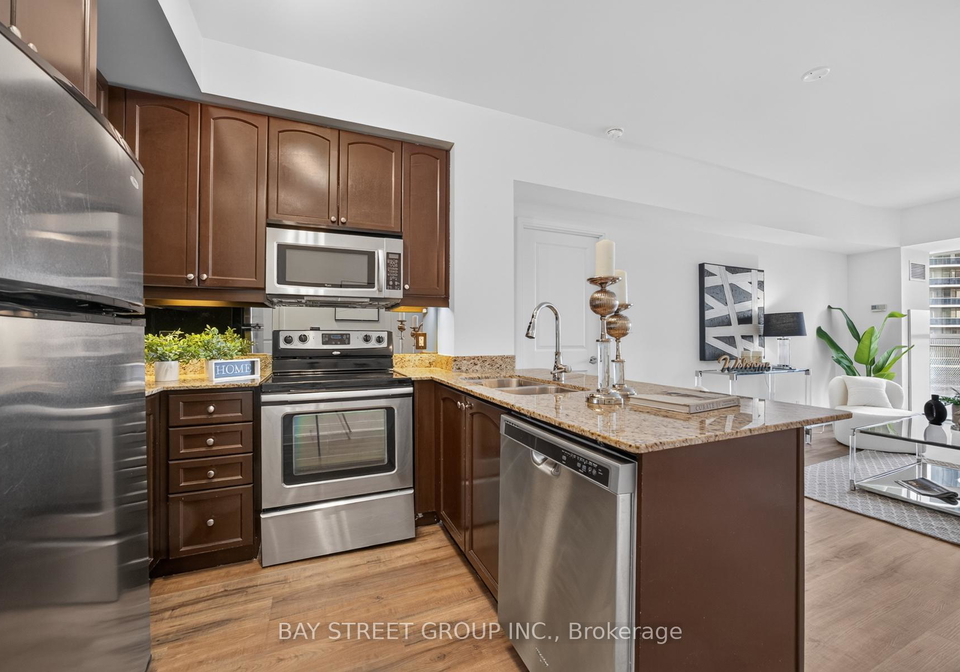 50-absolute-avenue-mississauga-ontario-w13493104