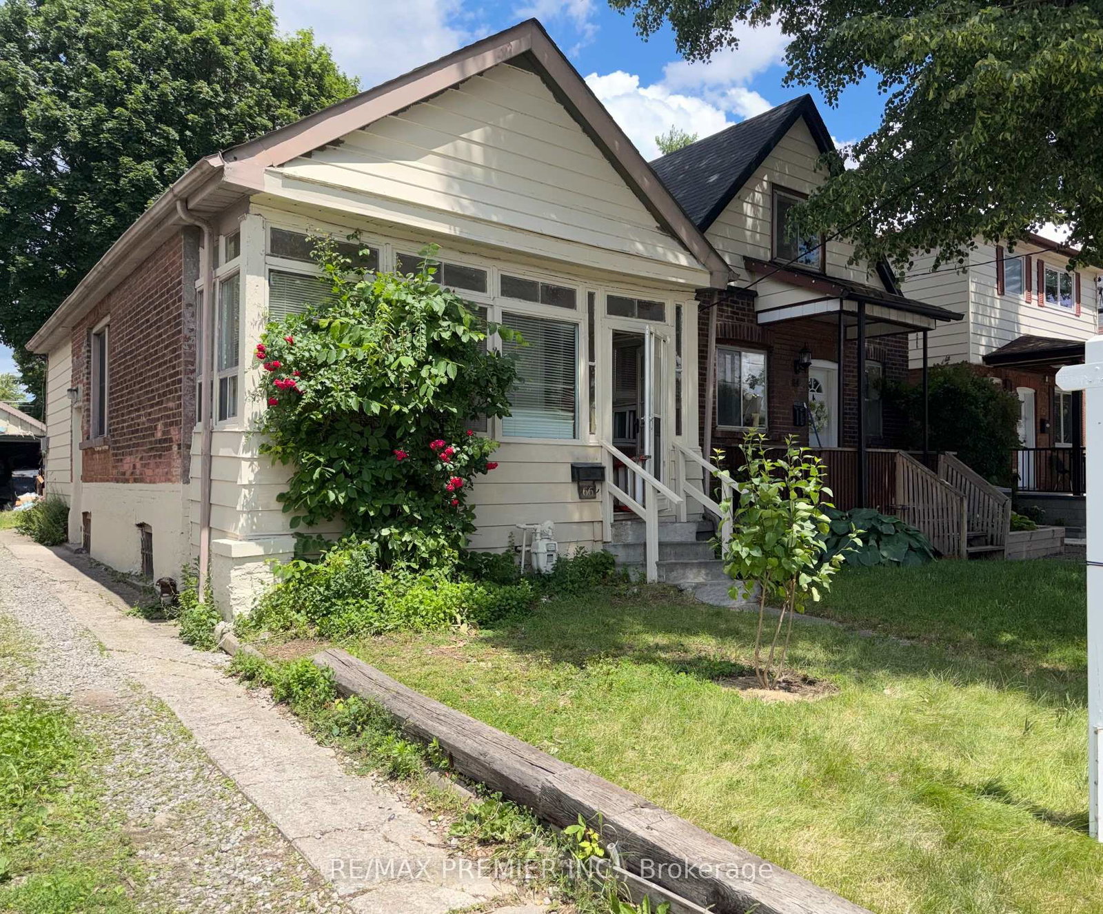 66-lambton-avenue-toronto-north-york-ontario-w13493152