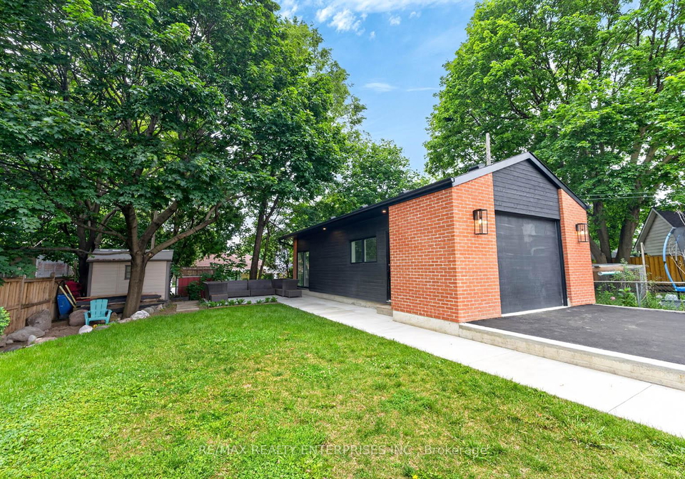 233-rosemount-avenue-toronto-north-york-ontario-w13493234