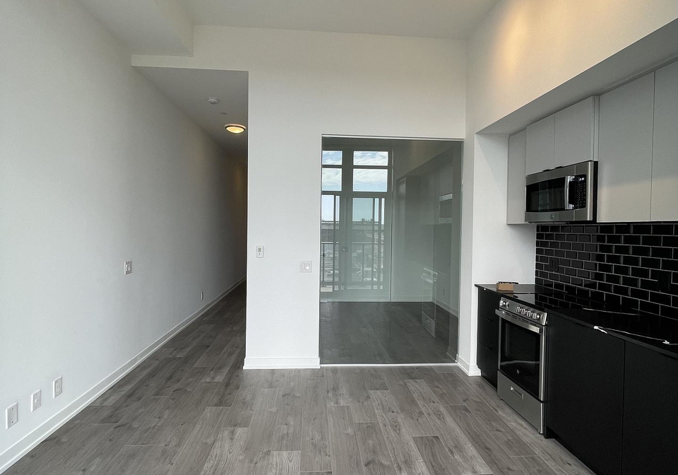 285-dufferin-street-toronto-toronto-ontario-w13493274