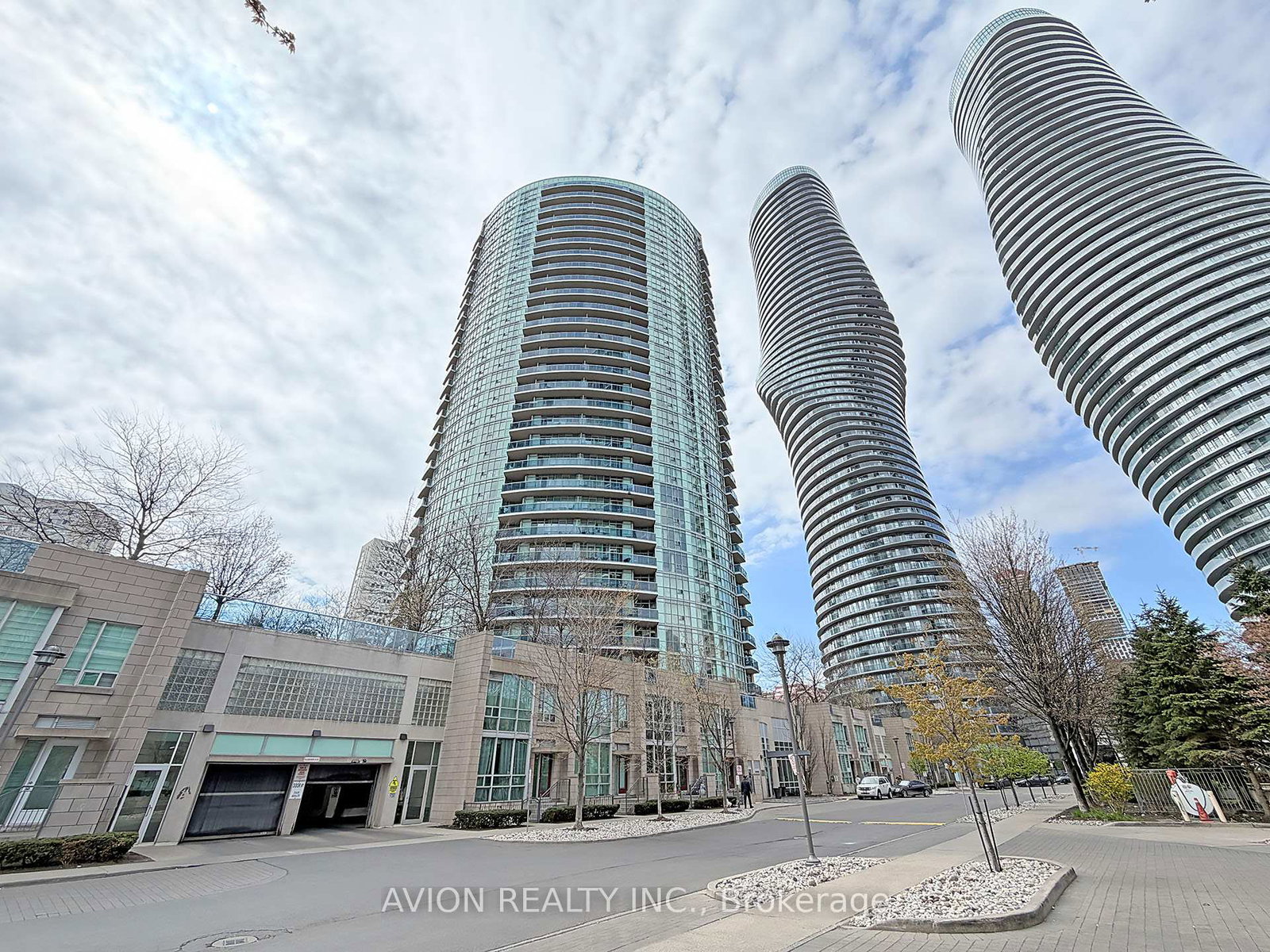 70-absolute-avenue-mississauga-ontario-w13493420