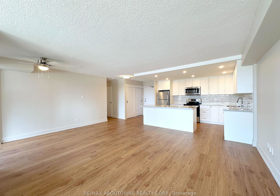 165-la-rose-avenue-toronto-etobicoke-ontario-w13493496