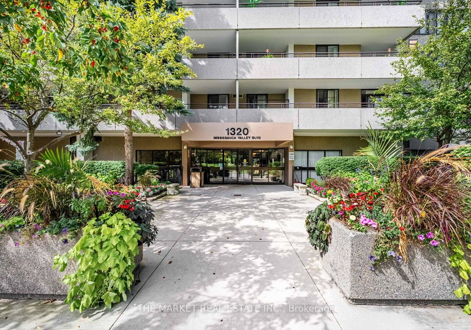 1320-mississauga-valley-boulevard-mississauga-ontario-w13493502