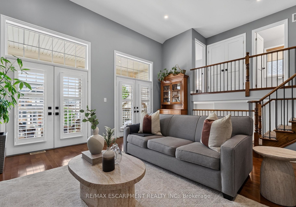 3220-steeplechase-drive-burlington-ontario-w13493800
