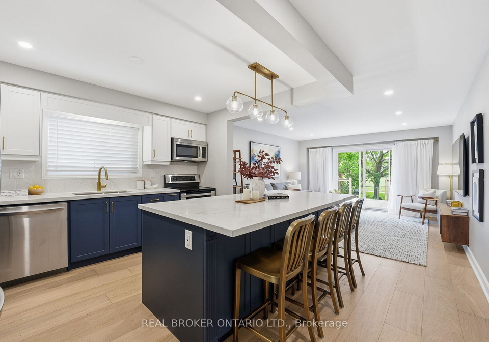 2445-stefi-trail-oakville-ontario-w13493966