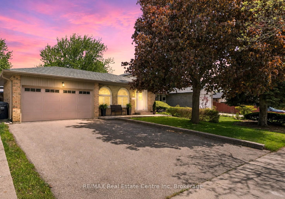 14-massey-street-brampton-ontario-w13494278