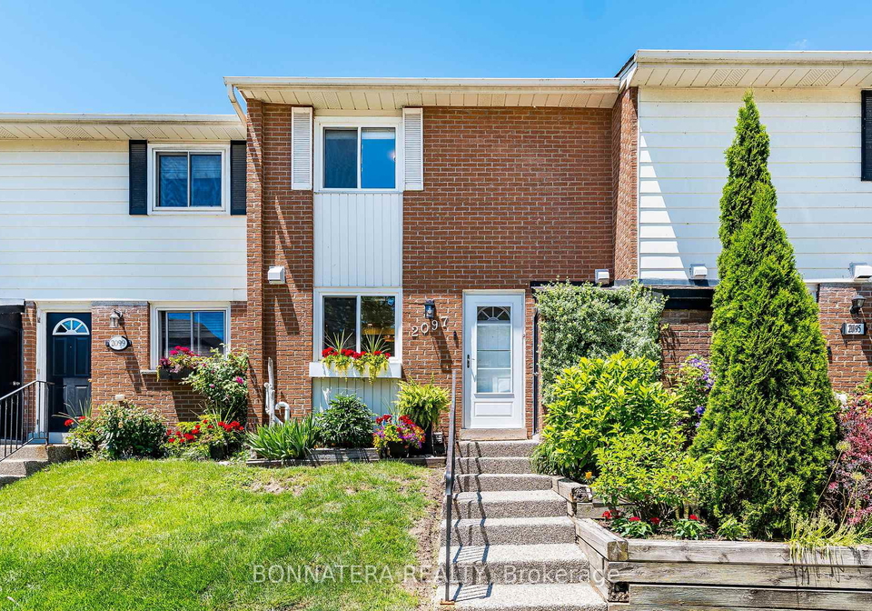 2097-marine-drive-oakville-ontario-w13494304
