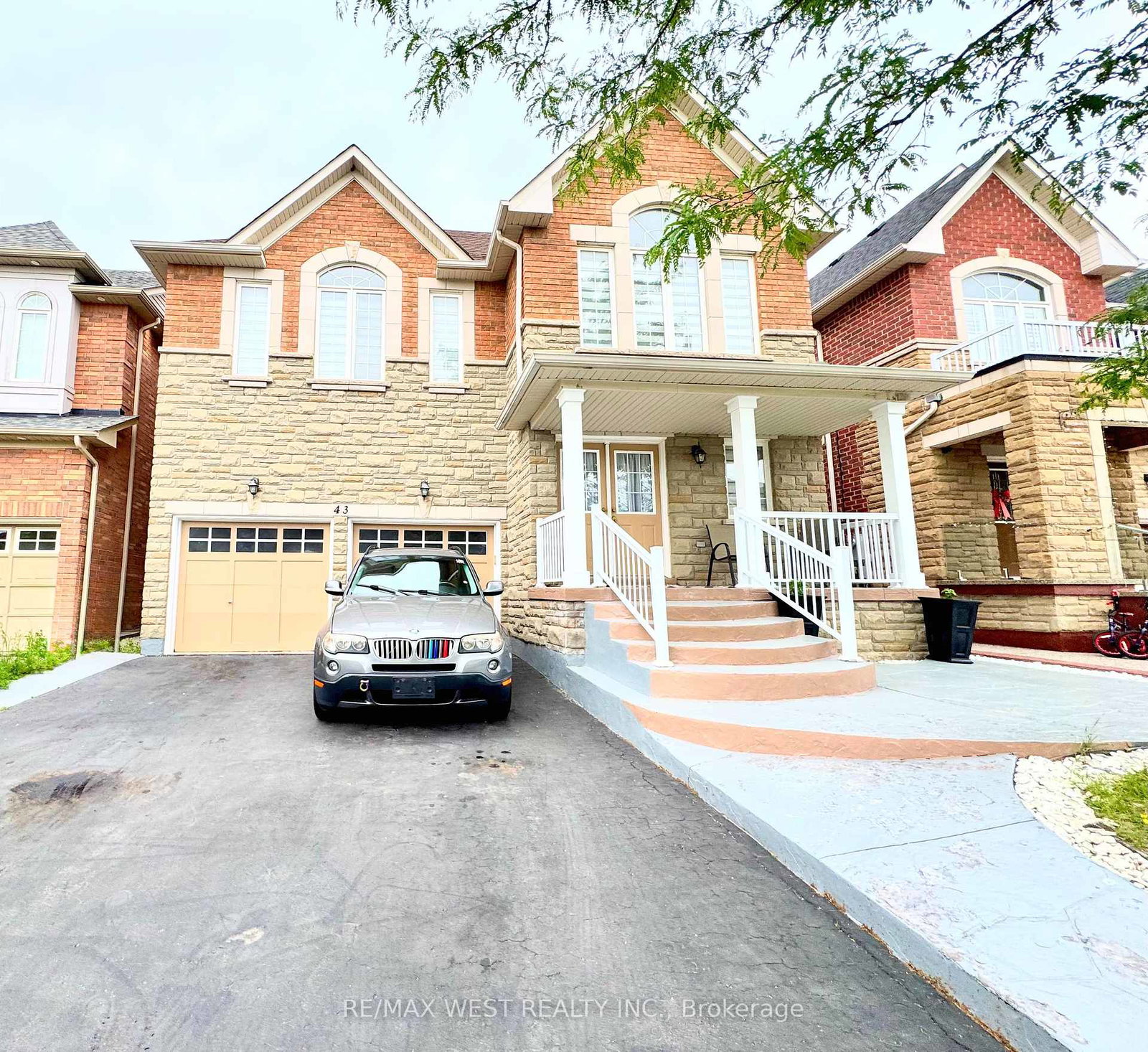 43-tatra-crescent-brampton-ontario-w13494356