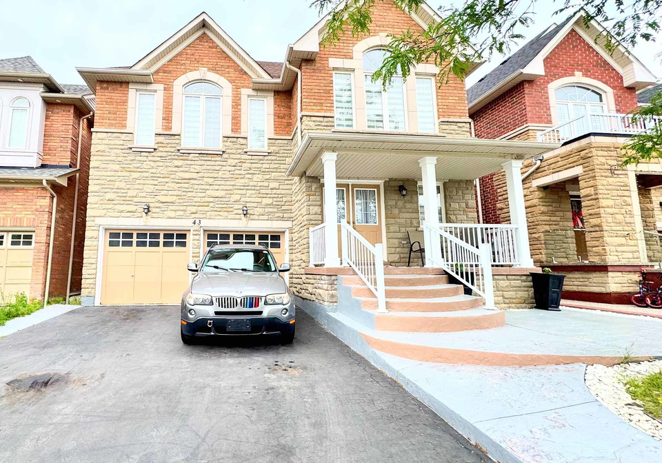 43-tatra-crescent-brampton-ontario-w13494356