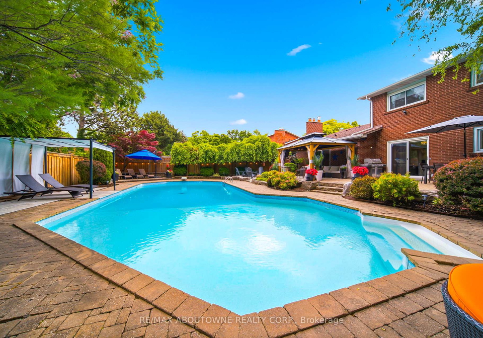 1393-peerless-court-oakville-ontario-w13494396