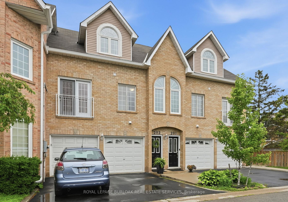 2055-walkers-line-burlington-ontario-w13494438