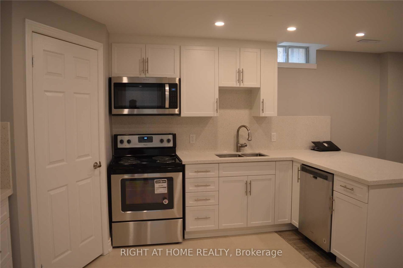 5332-floral-hill-crescent-mississauga-ontario-w13494454