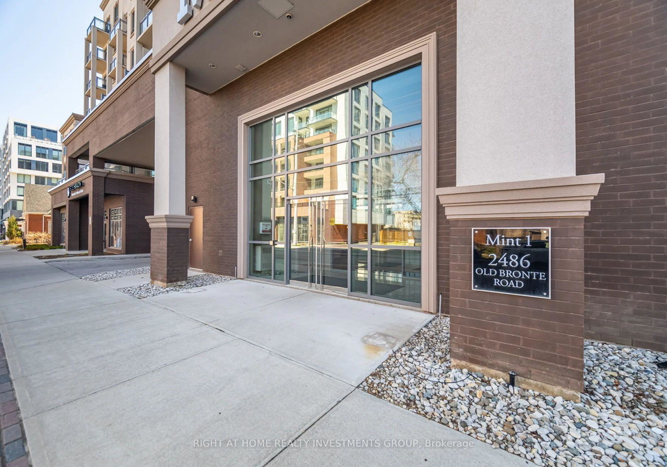 2486-old-bronte-road-oakville-ontario-w13494588