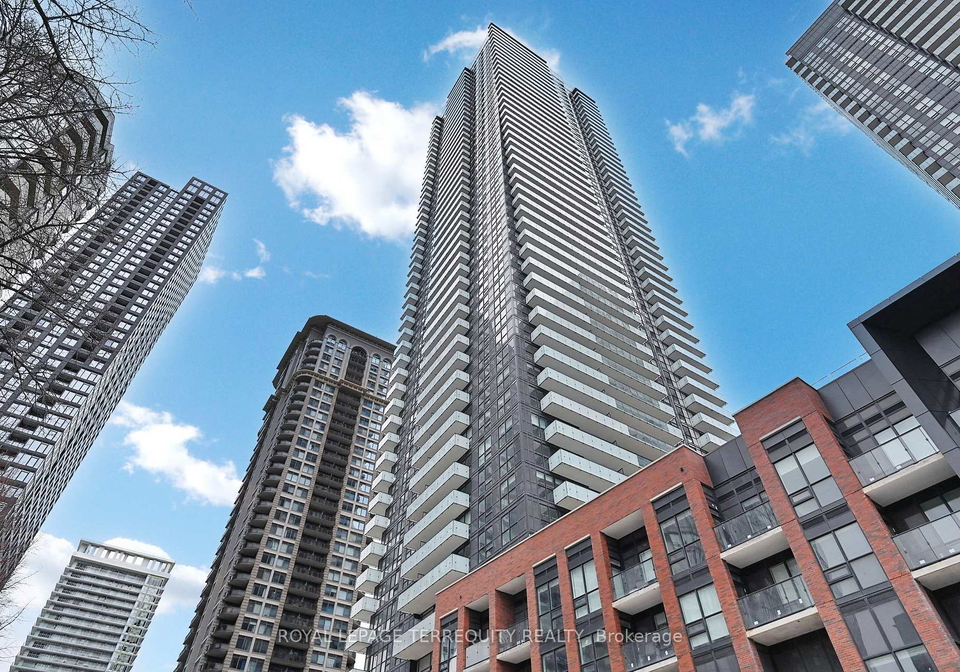 430-square-one-drive-mississauga-ontario-w13494670