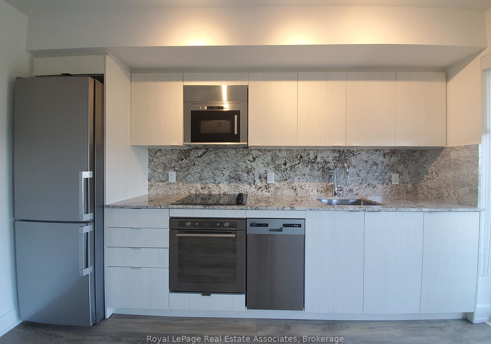5-mabelle-avenue-toronto-etobicoke-ontario-w13494916